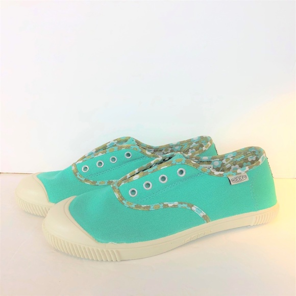 turquoise canvas shoes